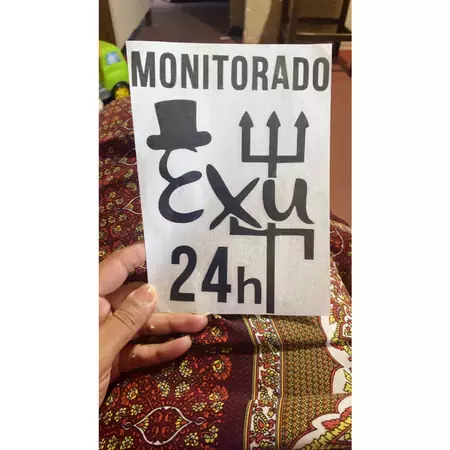 Miniatura 4 de Adesivo Recortado - Monitorado por Exu